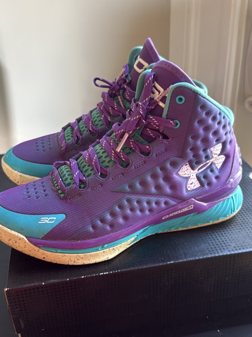 Under Armour Purple & Teal High-Top Sneakers size 7Y Youth